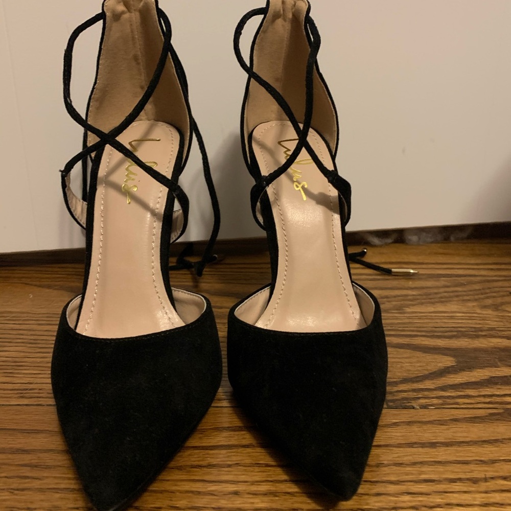 LuLus Black Heels